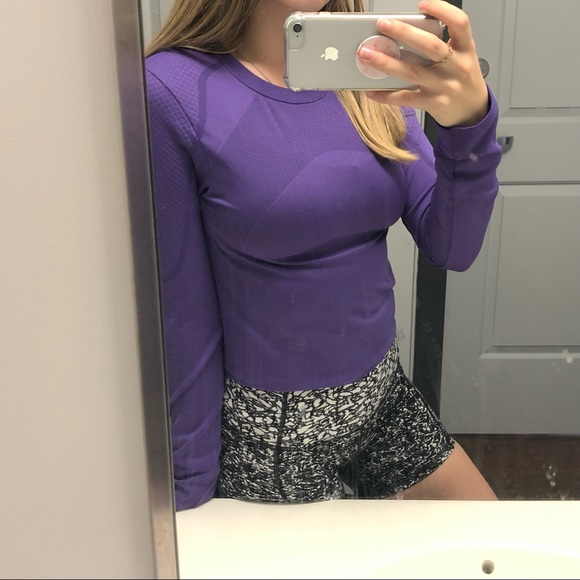 Champion Tops - ✨Long sleeve seamless workout top Champion Tops - ✨Long sleeve seamless workout top
